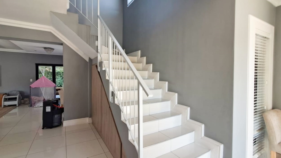 To Let 4 Bedroom Property for Rent in Avalon Estate Western Cape